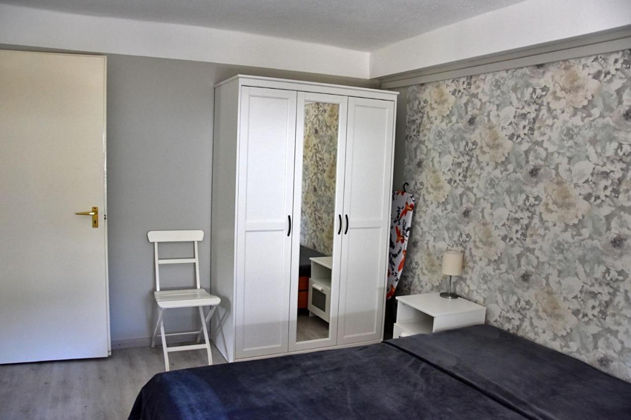 Hello Balcsi Apartmanhaz ティハニ エクステリア 写真