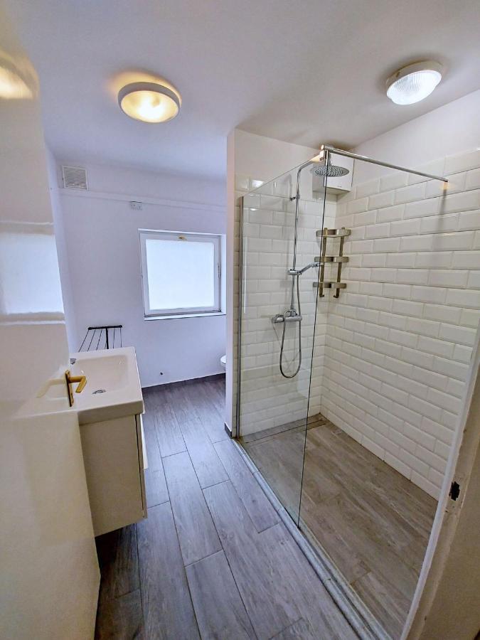 Hello Balcsi Apartmanhaz ティハニ エクステリア 写真