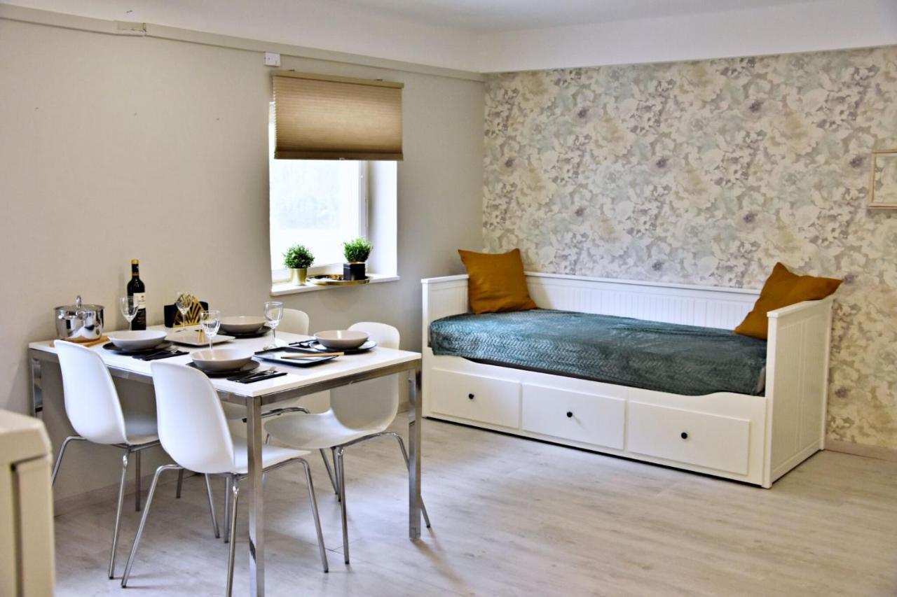 Hello Balcsi Apartmanhaz ティハニ エクステリア 写真