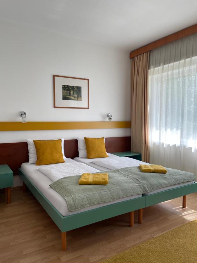 Hello Balcsi Apartmanhaz ティハニ エクステリア 写真