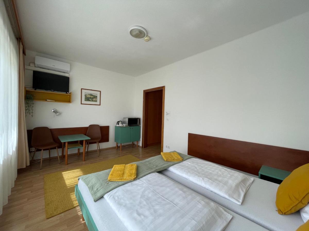 Hello Balcsi Apartmanhaz ティハニ エクステリア 写真