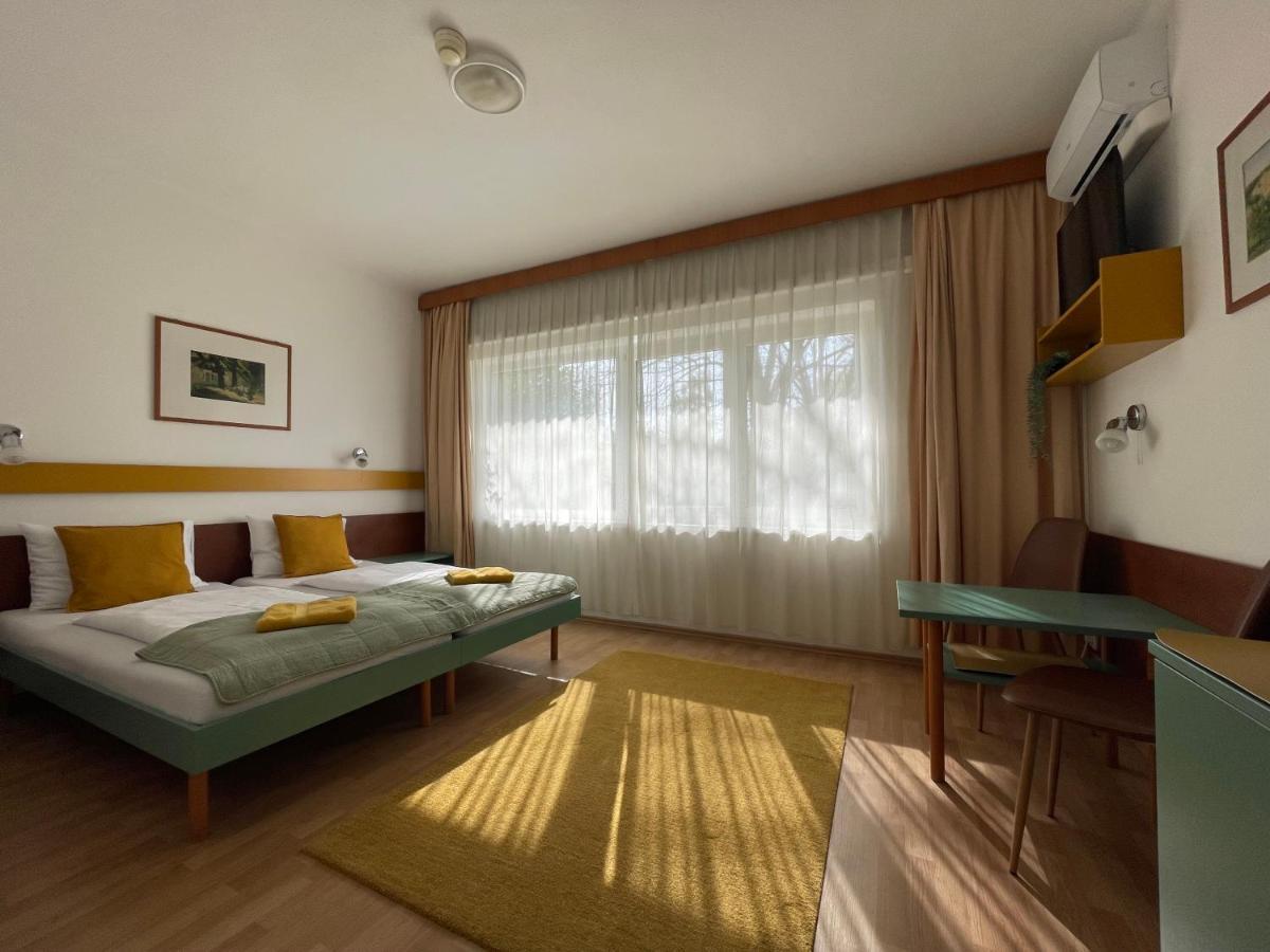 Hello Balcsi Apartmanhaz ティハニ エクステリア 写真
