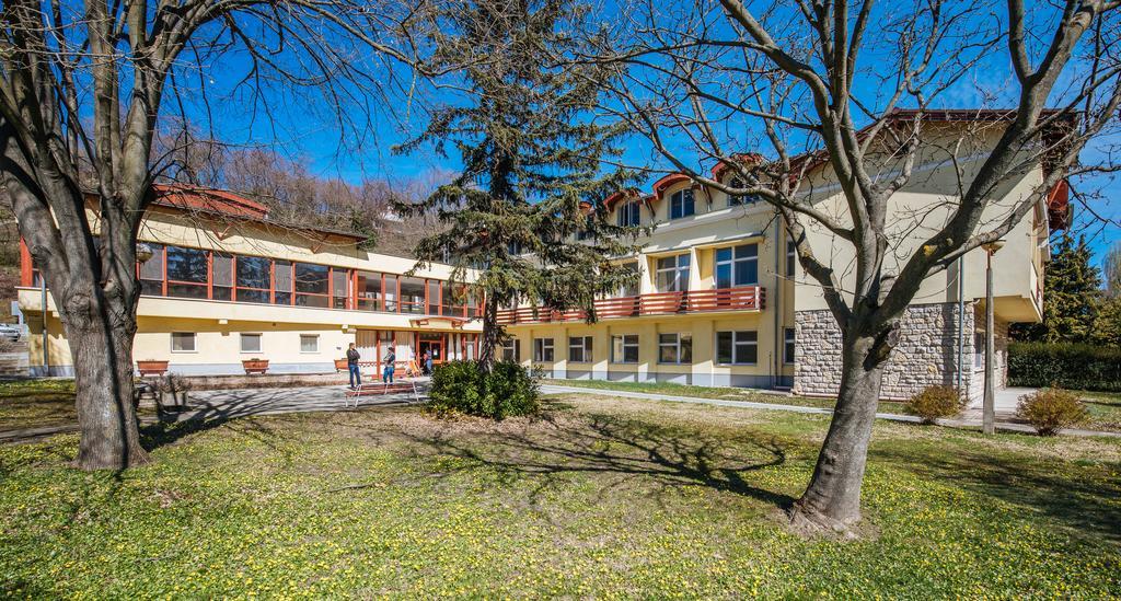 Hello Balcsi Apartmanhaz ティハニ エクステリア 写真
