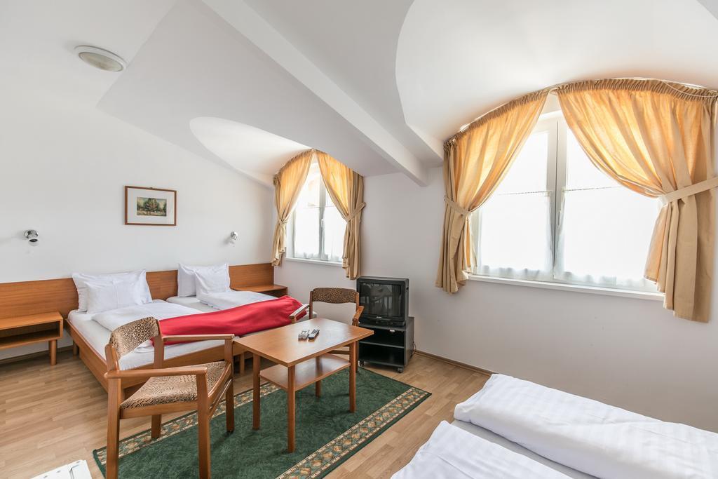 Hello Balcsi Apartmanhaz ティハニ エクステリア 写真